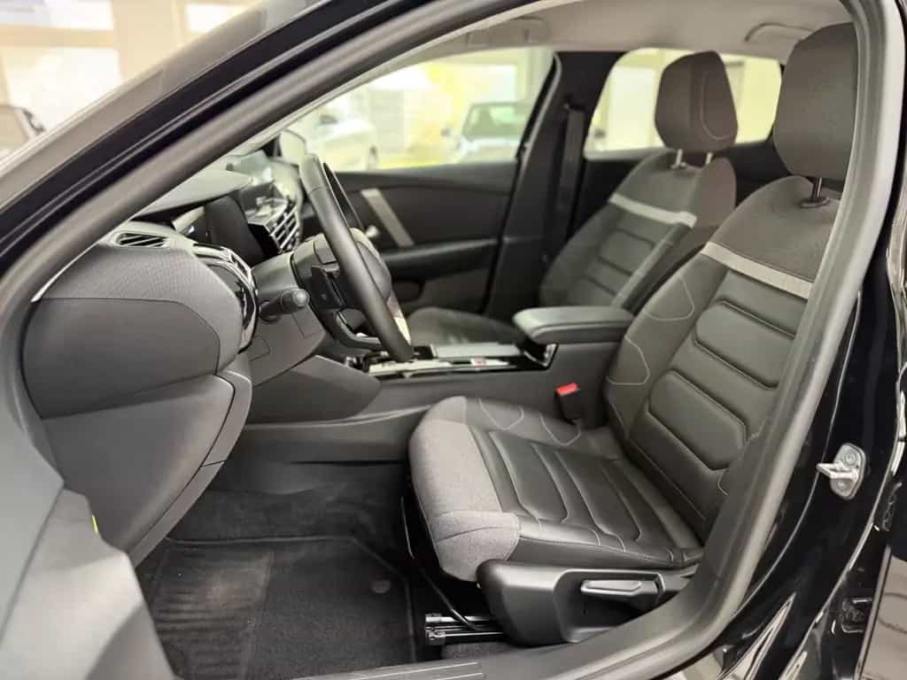 Citroën C4 Max PureTech 130*Navi*HUD*Kamera*LED*Carplay* 11/2023-photo-14