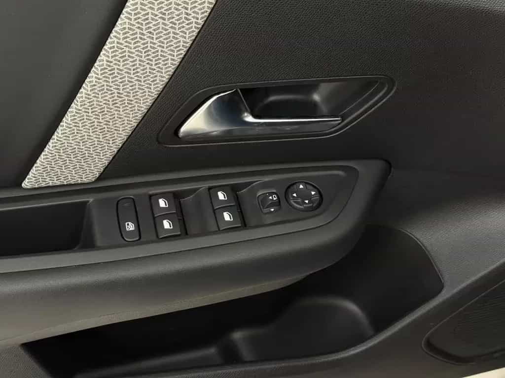 Citroën C4 Max PureTech 130*Navi*HUD*Kamera*LED*Carplay* 11/2023-photo-18