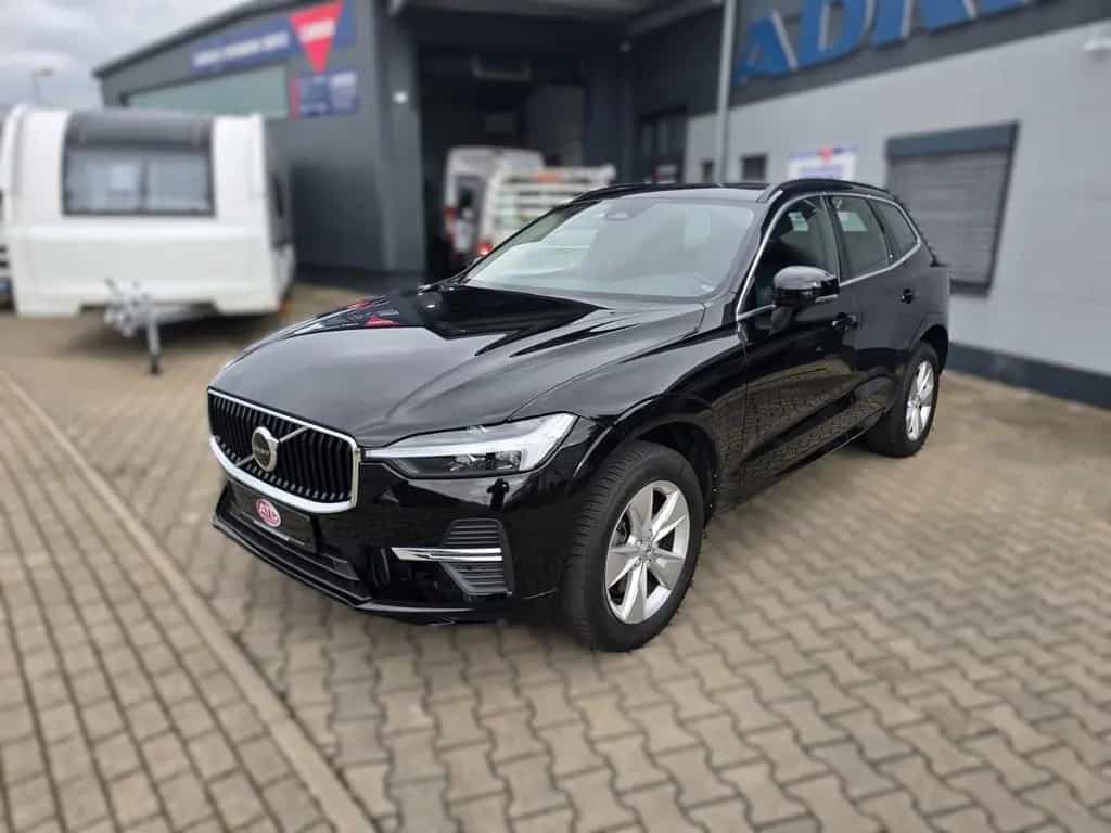 Volvo XC60 Momentum Pro 2WD,Navi,Leder,LED,Apple+Andro 04/2022-photo-0