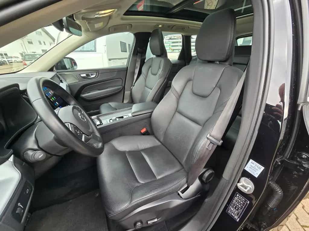 Volvo XC60 Momentum Pro 2WD,Navi,Leder,LED,Apple+Andro 04/2022-photo-15