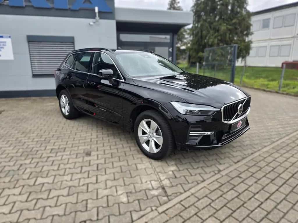 Volvo XC60 Momentum Pro 2WD,Navi,Leder,LED,Apple+Andro 04/2022-photo-2