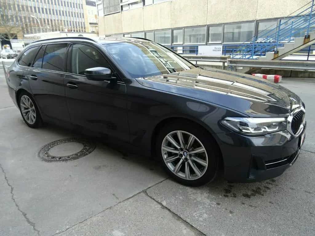 BMW 520 d Tour xDrive Autom,Ledersports,AHK,ACC,Kamer 09/2020-photo-10