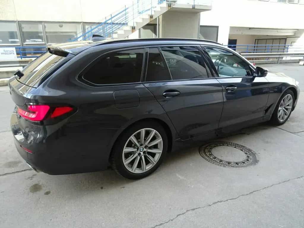 BMW 520 d Tour xDrive Autom,Ledersports,AHK,ACC,Kamer 09/2020-photo-11