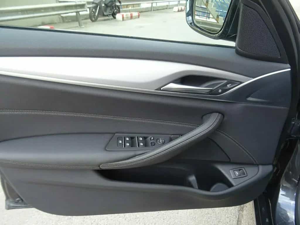 BMW 520 d Tour xDrive Autom,Ledersports,AHK,ACC,Kamer 09/2020-photo-21