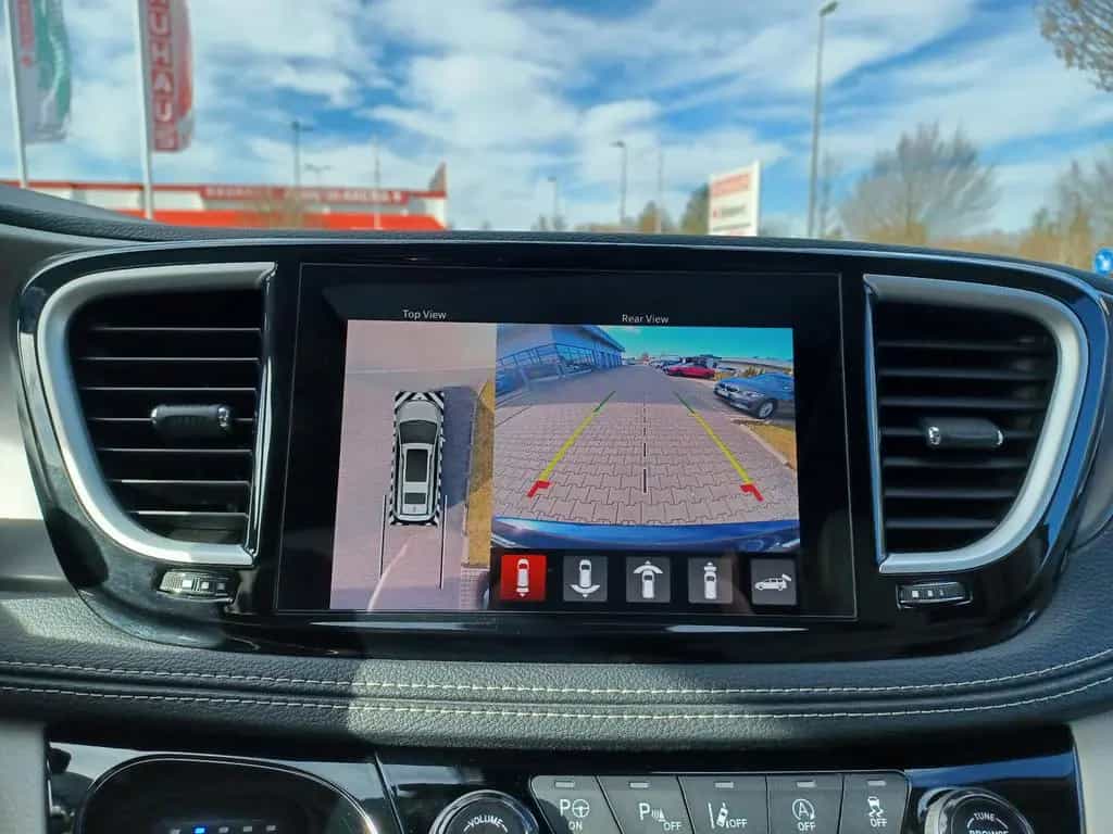 Chrysler Pacifica L+Parkassist.360°.ACC.7-Sitz.2xTV.Pano. 09/2021-photo-19