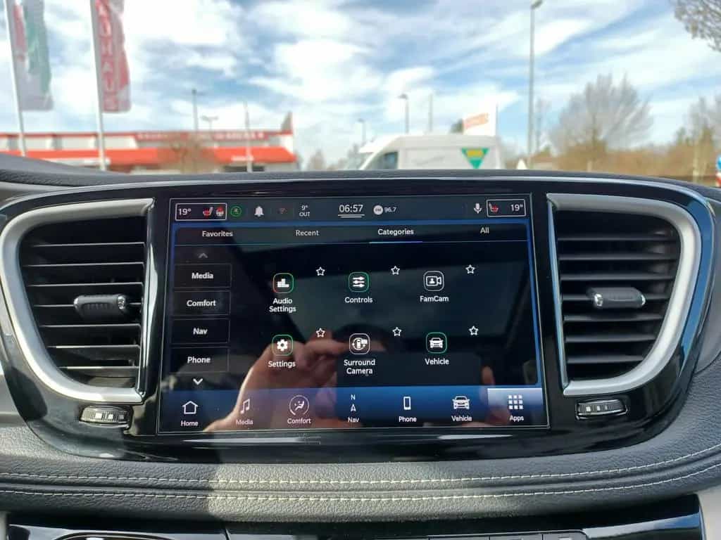 Chrysler Pacifica L+Parkassist.360°.ACC.7-Sitz.2xTV.Pano. 09/2021-photo-22