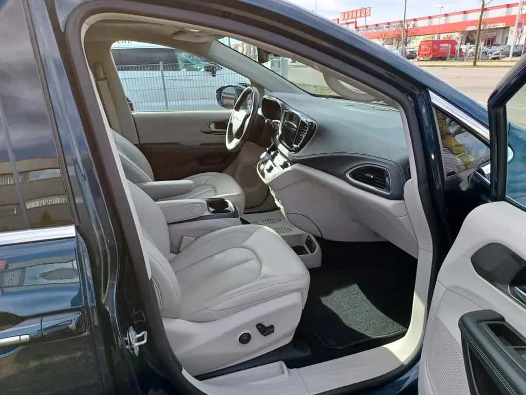 Chrysler Pacifica L+Parkassist.360°.ACC.7-Sitz.2xTV.Pano. 09/2021-photo-39