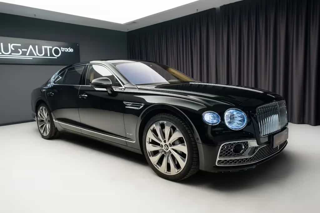 Bentley Flying Spur 6.0 W12 First Edition 05/2021-photo-0
