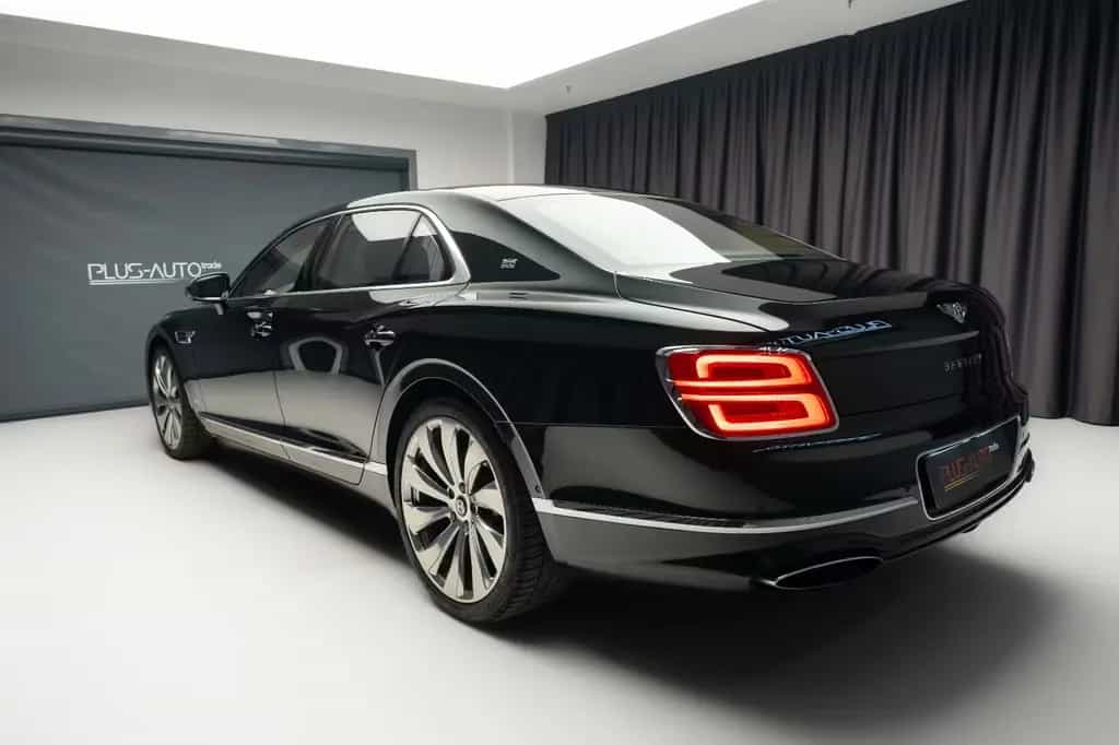 Bentley Flying Spur 6.0 W12 First Edition 05/2021-photo-11
