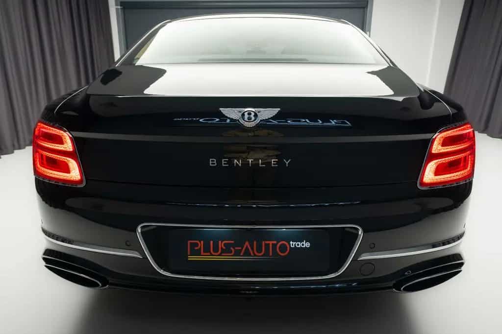 Bentley Flying Spur 6.0 W12 First Edition 05/2021-photo-13