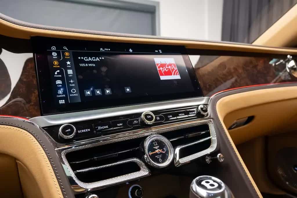 Bentley Flying Spur 6.0 W12 First Edition 05/2021-photo-17
