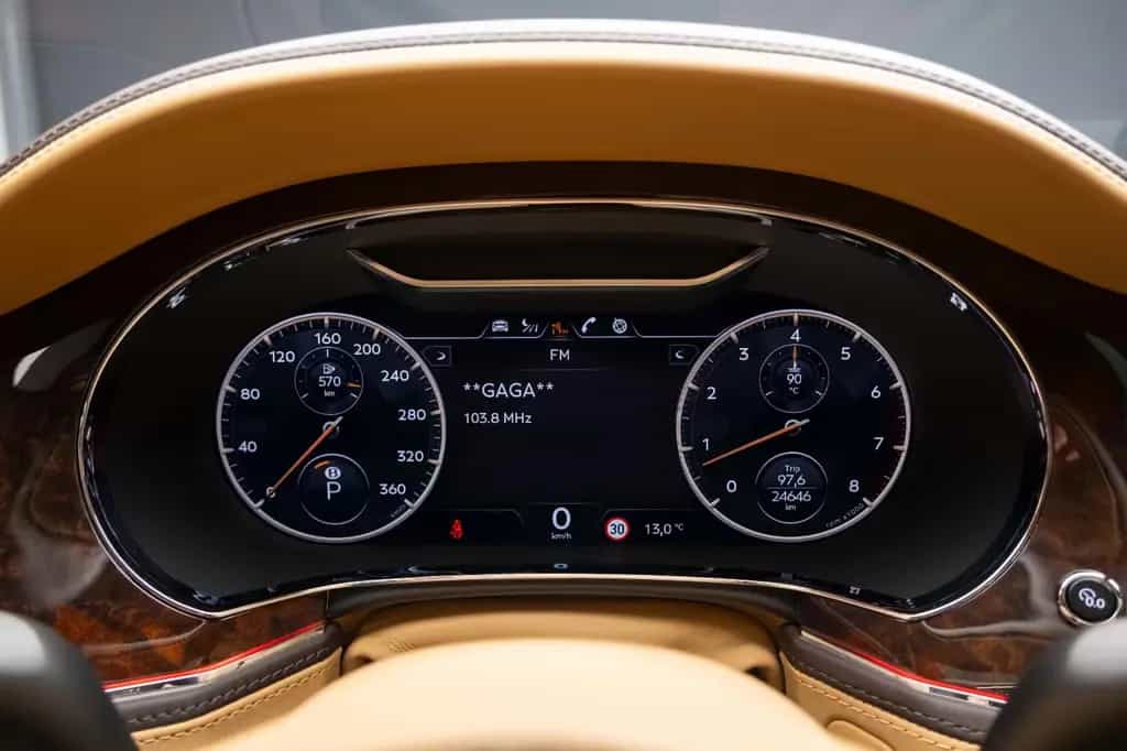 Bentley Flying Spur 6.0 W12 First Edition 05/2021-photo-23