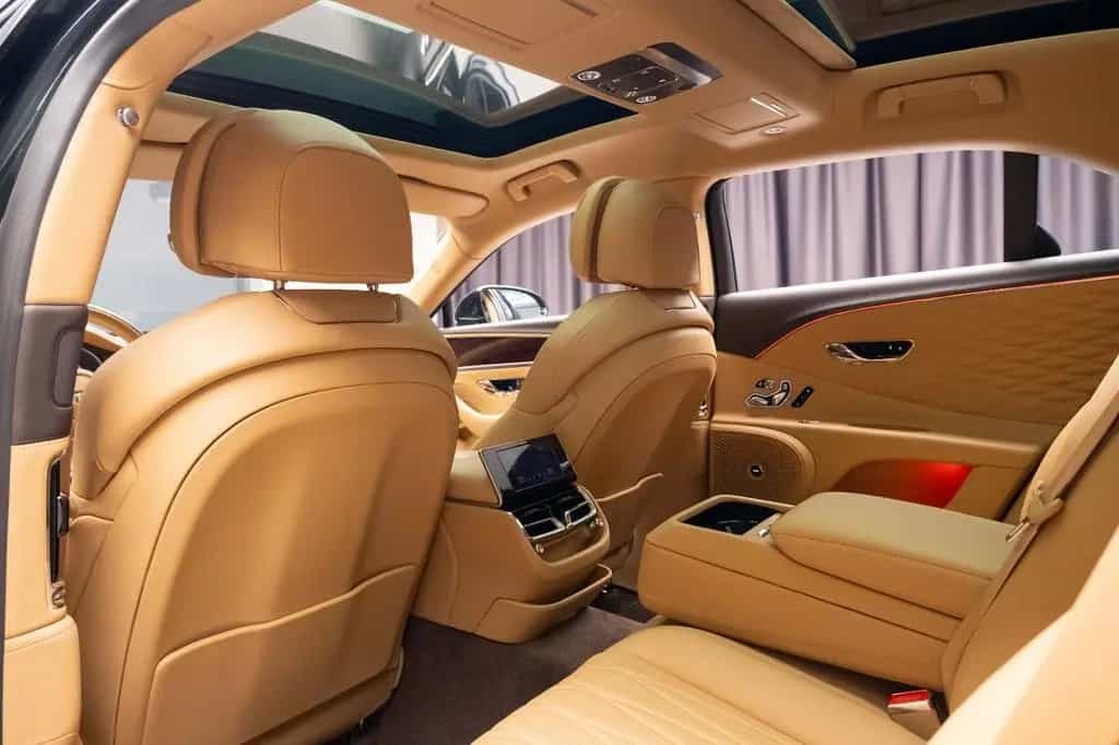 Bentley Flying Spur 6.0 W12 First Edition 05/2021-photo-34