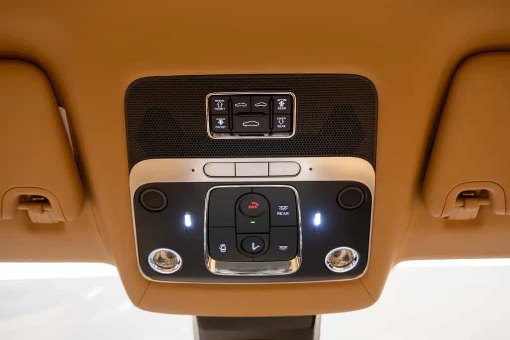 Bentley Flying Spur 6.0 W12 First Edition 05/2021-photo-39