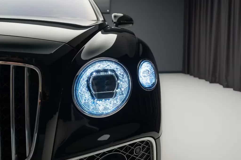 Bentley Flying Spur 6.0 W12 First Edition 05/2021-photo-4