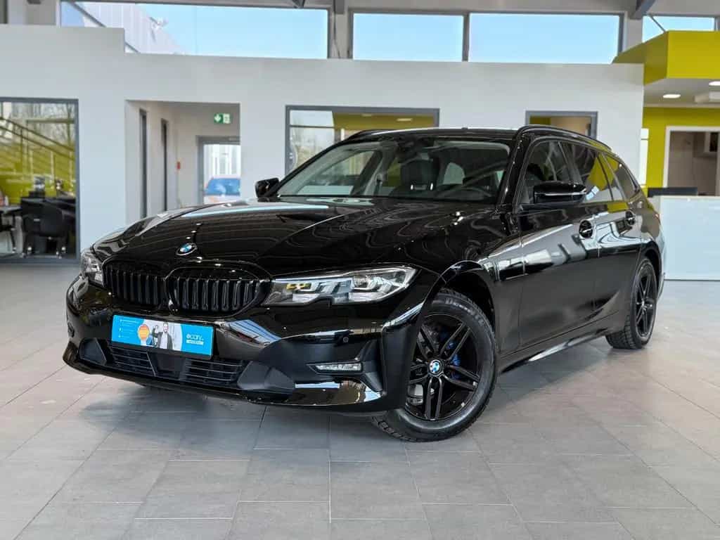 BMW 3 Series 318i Touring *ACC*Sportsitze*SiHz*Pano* 10/2020-photo-0