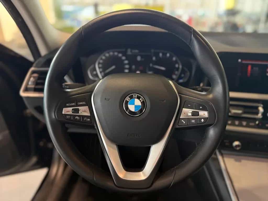 BMW 3 Series 318i Touring *ACC*Sportsitze*SiHz*Pano* 10/2020-photo-13