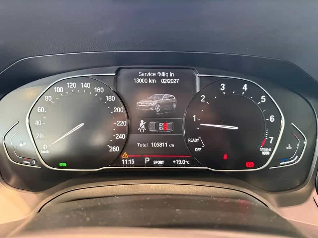 BMW 3 Series 318i Touring *ACC*Sportsitze*SiHz*Pano* 10/2020-photo-14