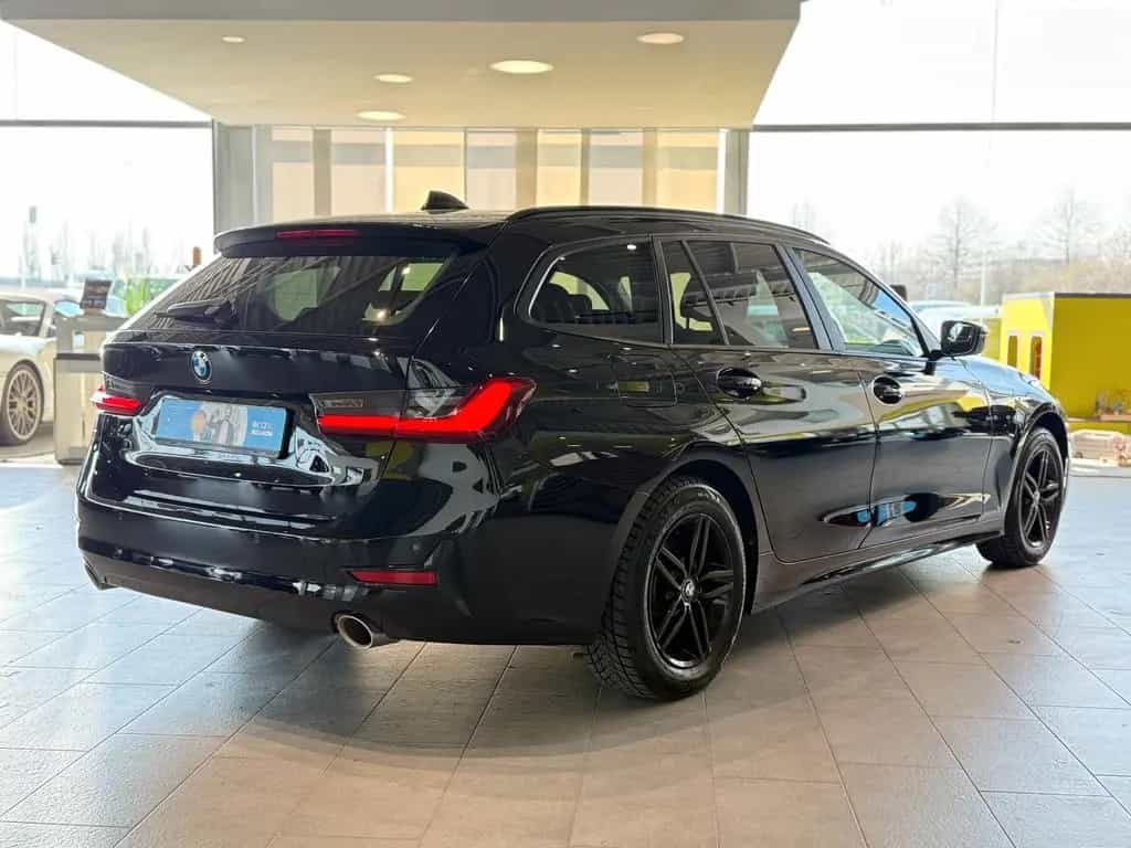 BMW 3 Series 318i Touring *ACC*Sportsitze*SiHz*Pano* 10/2020-photo-5