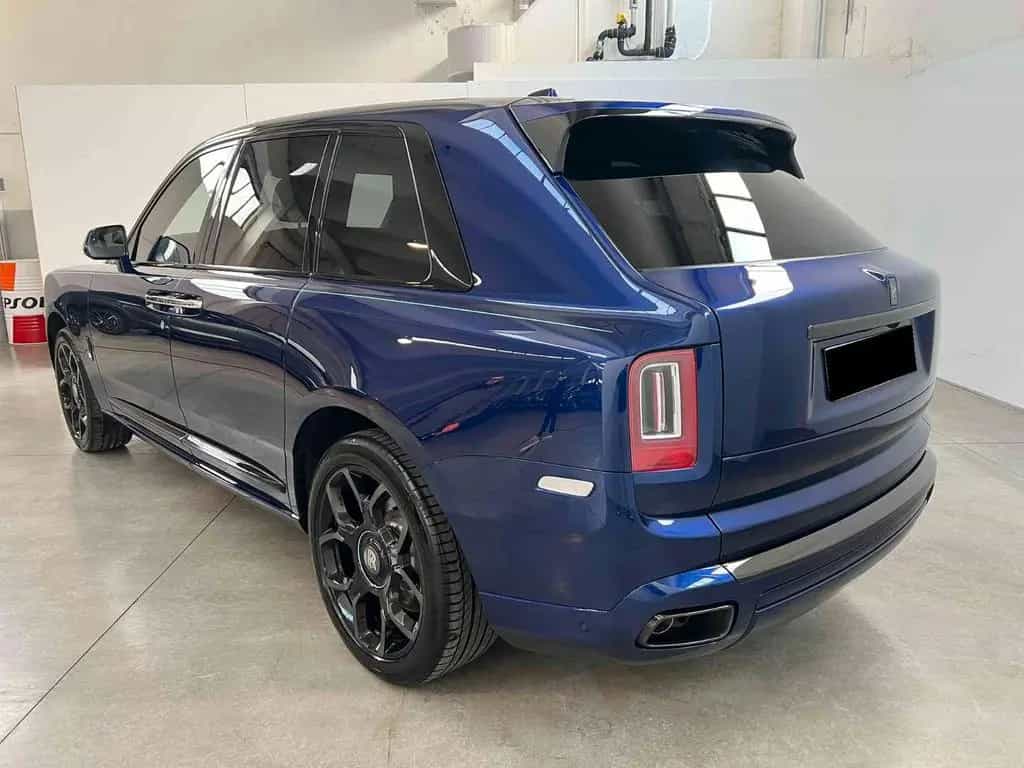 Rolls-Royce Cullinan Black Badge 05/2024-photo-1