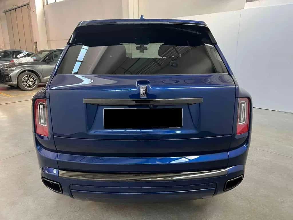 Rolls-Royce Cullinan Black Badge 05/2024-photo-4