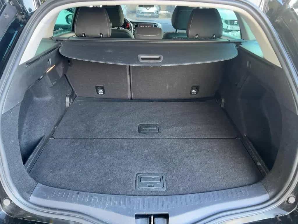 Renault Megane IV 1.3 TCe 115 Life GPF 03/2020-photo-19