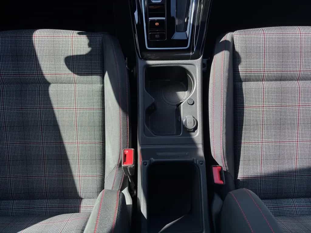 Volkswagen Golf VIII GTI 2.0 TSI Navi ACC IQ.LIGHT Pano Sit 03/2023-photo-15