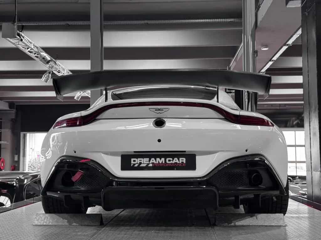 Aston Martin V8 Vantage AMR GT4 17A 01/2020-photo-15