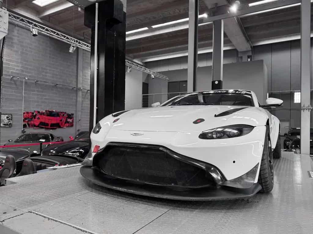 Aston Martin V8 Vantage AMR GT4 17A 01/2020-photo-20