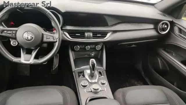 Alfa Romeo Stelvio ROMEO Stelvio Stelvio my23 2.2 td Super Q4 05/2023-photo-5
