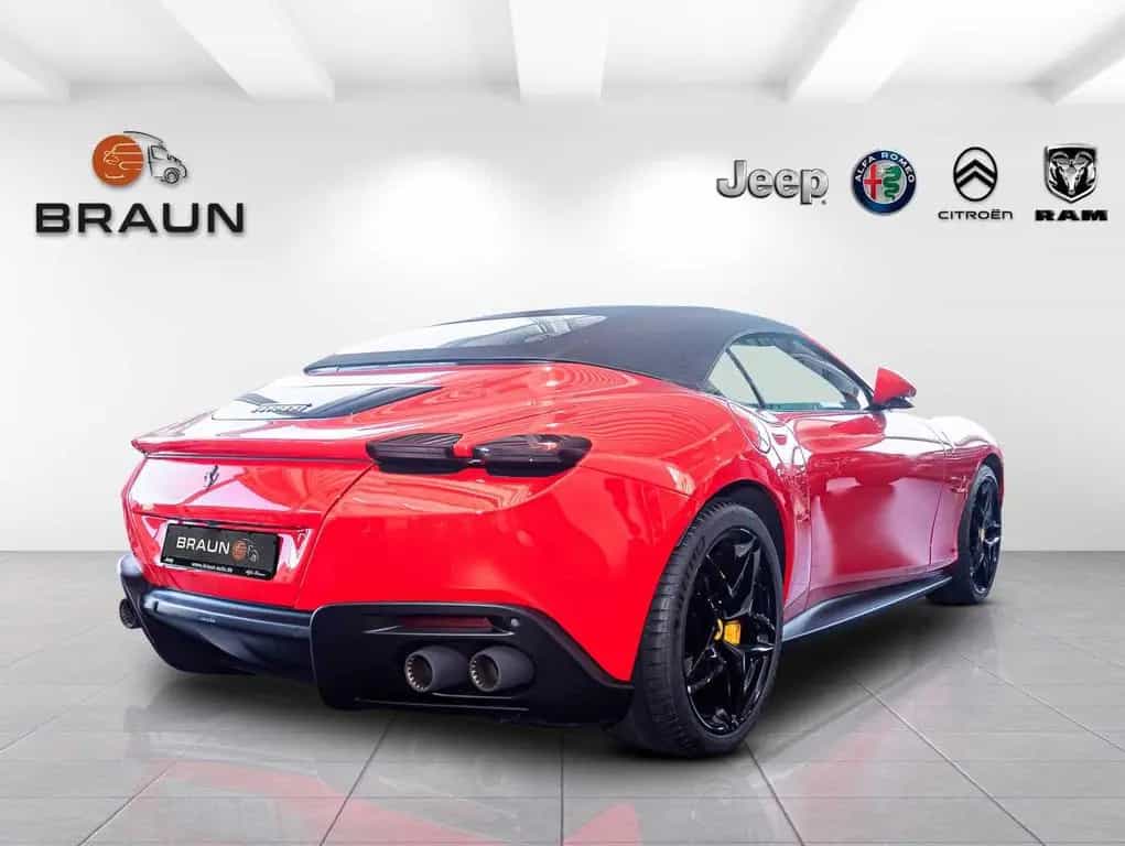 Ferrari Roma Spider Rosso Corsa/Cuoio 06/2025-photo-1