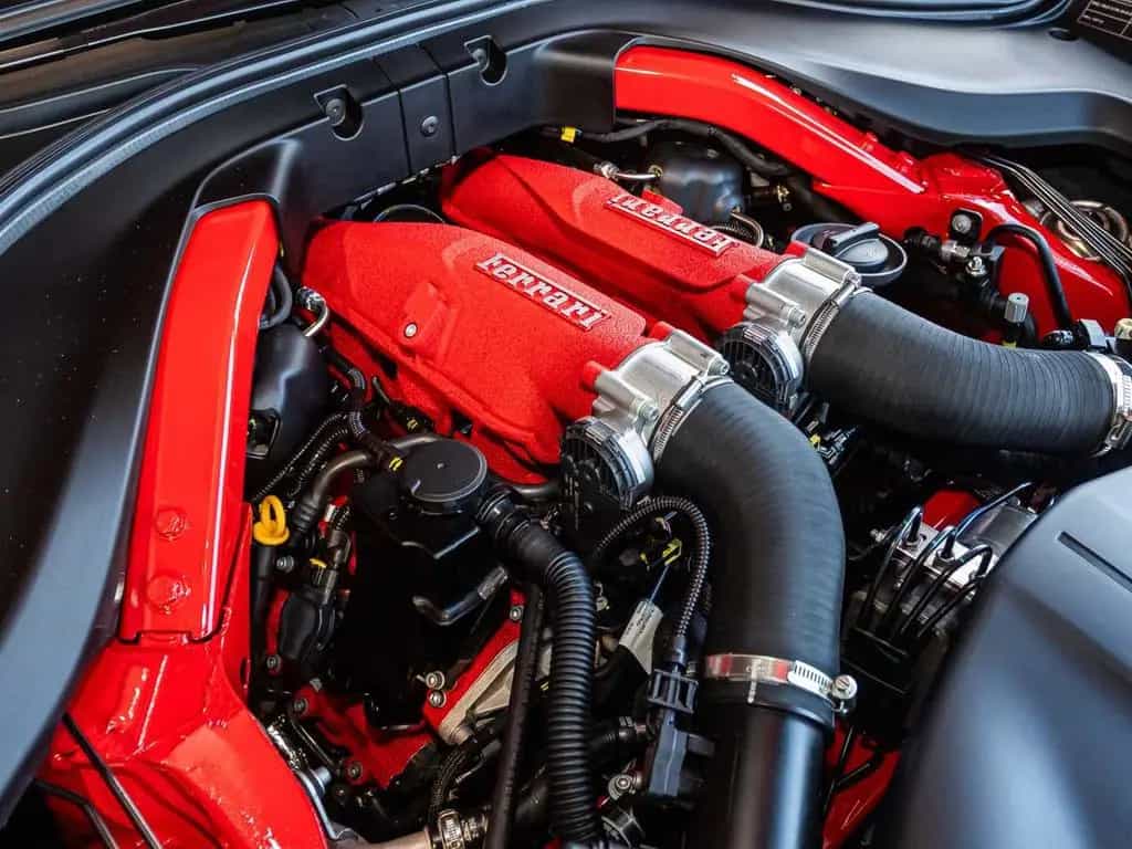 Ferrari Roma Spider Rosso Corsa/Cuoio 06/2025-photo-26