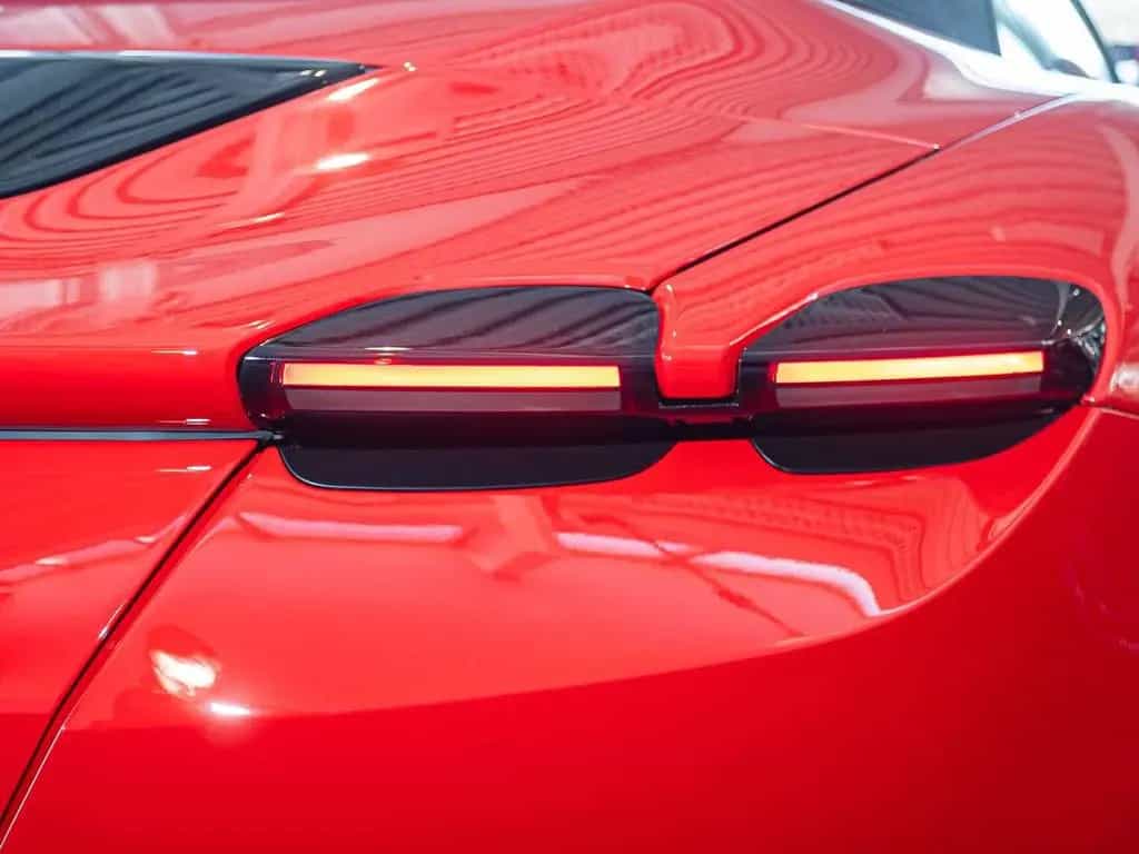 Ferrari Roma Spider Rosso Corsa/Cuoio 06/2025-photo-4
