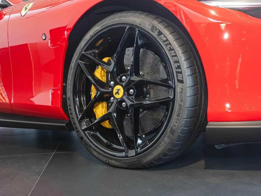 Ferrari Roma Spider Rosso Corsa/Cuoio 06/2025-photo-7