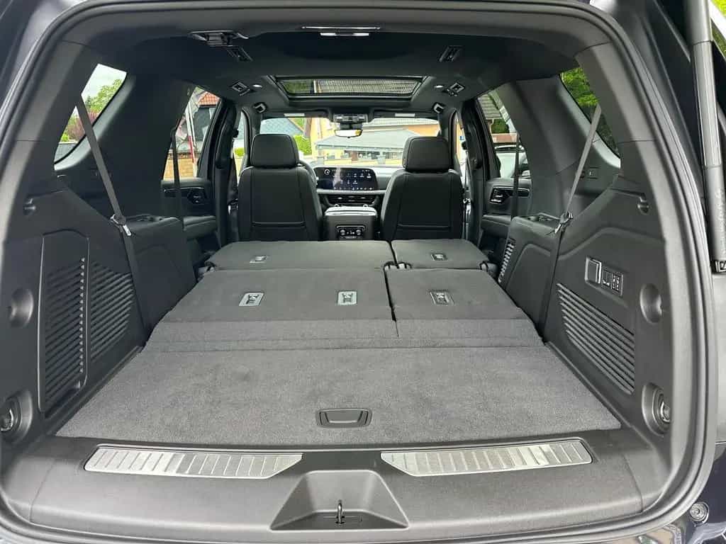 Chevrolet Tahoe 6.2L 22" Panodach Techno.Pckg. 8 Sitze null-photo-16