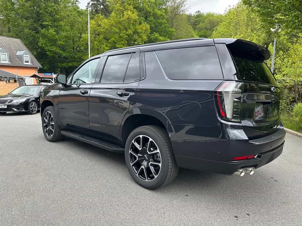 Chevrolet Tahoe 6.2L 22" Panodach Techno.Pckg. 8 Sitze null-photo-26