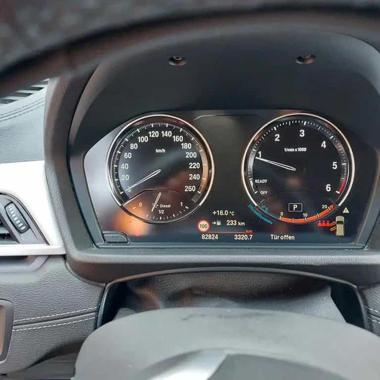 BMW X2 sDrive18d Advantage Advantage 06/2020-photo-12