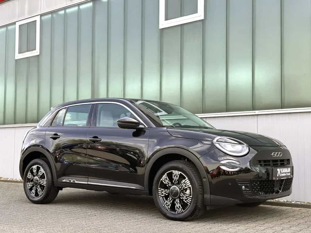 Fiat 600 Hybrid *CARPLAY|360°|ASSIST* 03/2025-photo-20