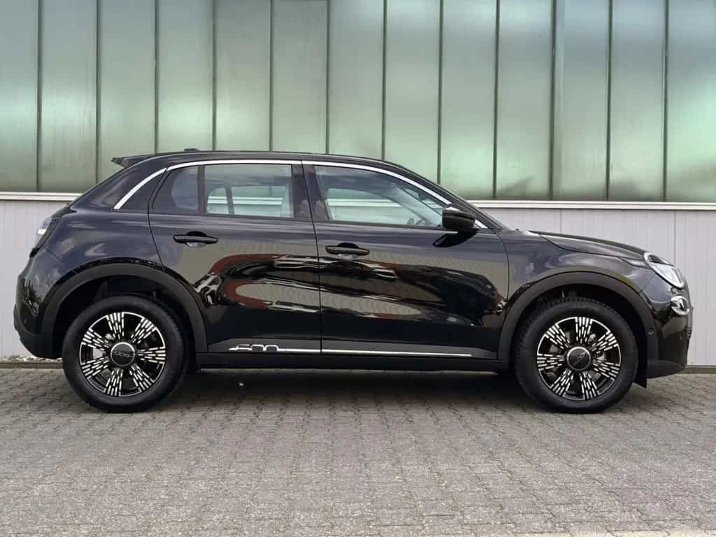 Fiat 600 Hybrid *CARPLAY|360°|ASSIST* 03/2025-photo-22