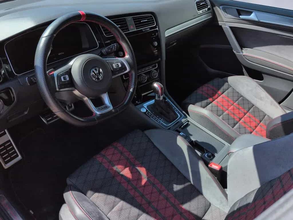 Volkswagen Golf VII "TCR" DSG KAMAERA+PANO+DCC+19" 04/2019-photo-9