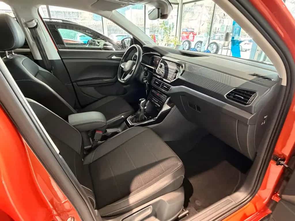 Volkswagen T-Cross 1.0 Style*AHK*NAVI*LED*RÜCKFAHRK*BLINDS 02/2022-photo-30