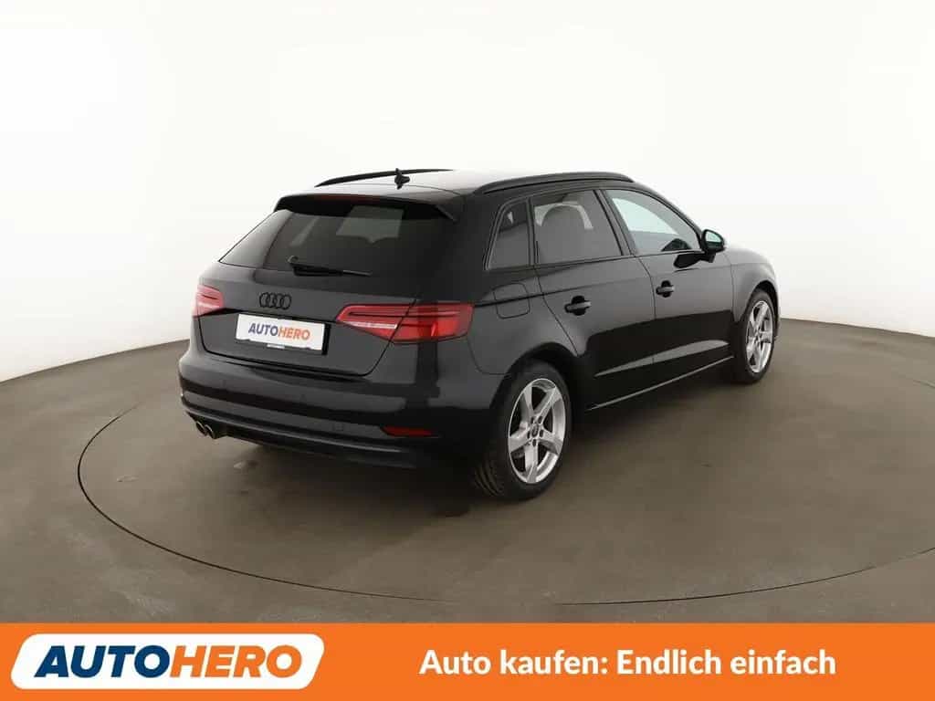 Audi A3 TFSI Sport Aut.*NAV*MATRIX*ACC*CAM*PDC*SHZ* 07/2019-photo-5