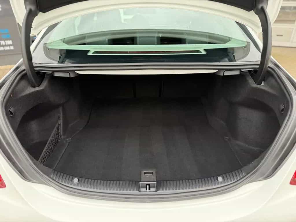 Mercedes-Benz C 200 Limousine *LED*NAVI*SHZ*TEMPOMAT* 06/2017-photo-9