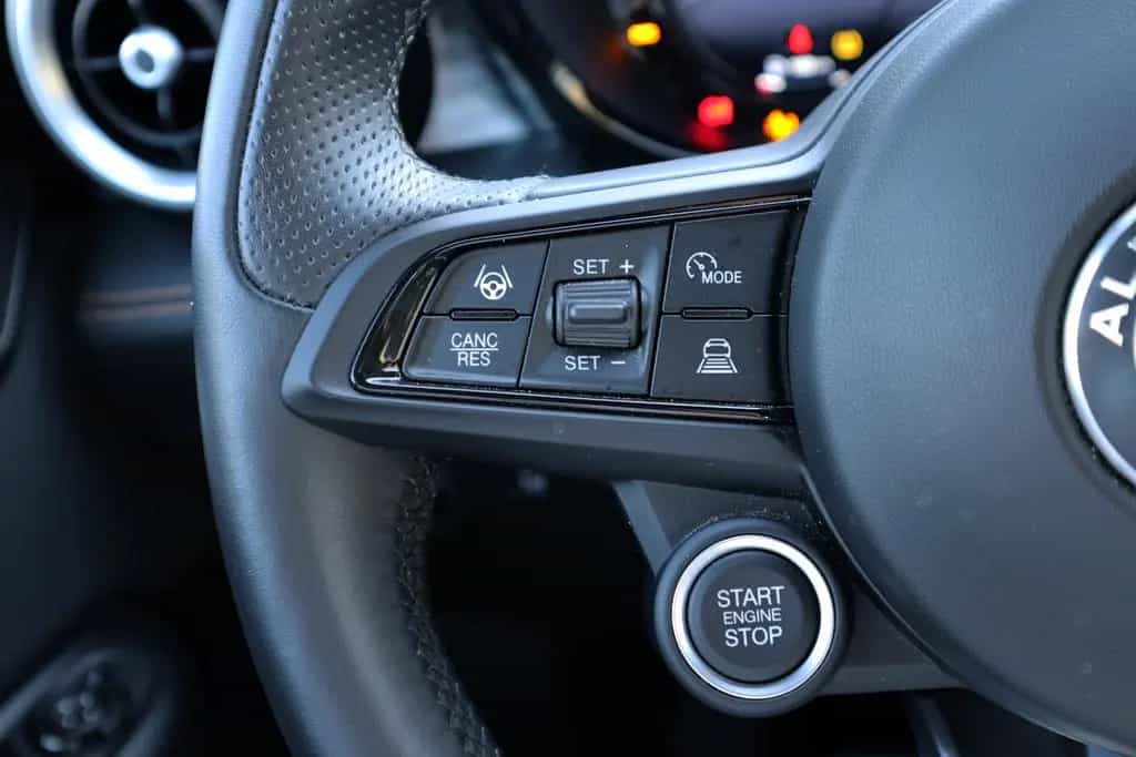 Alfa Romeo Tonale Ti*Verde Montreal*1 A *Top-Ausstattung 01/2024-photo-15