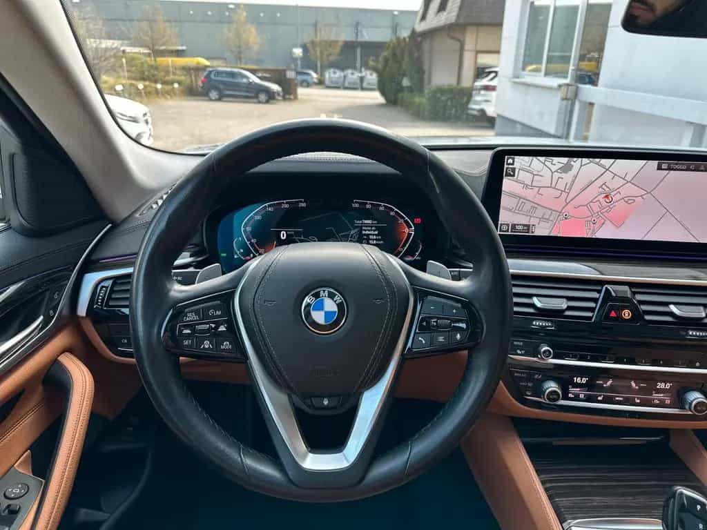 BMW 5 Series xDrive LC.PRO LASER ACC PANO HUD STANDHEI 02/2022-photo-14