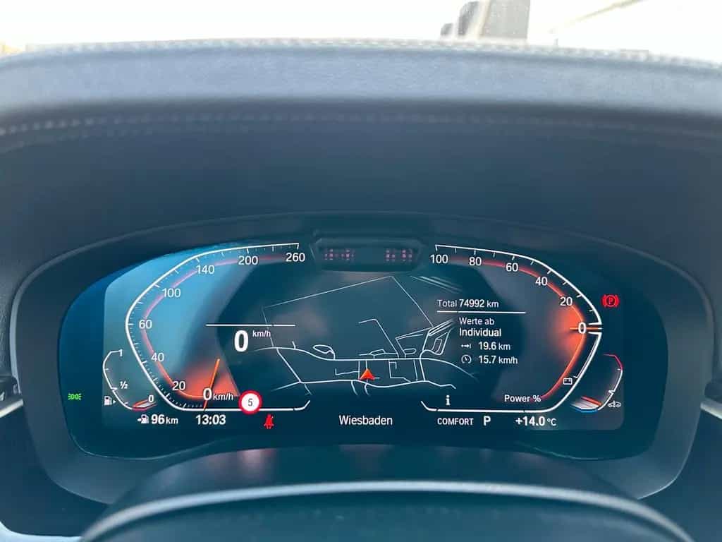 BMW 5 Series xDrive LC.PRO LASER ACC PANO HUD STANDHEI 02/2022-photo-15