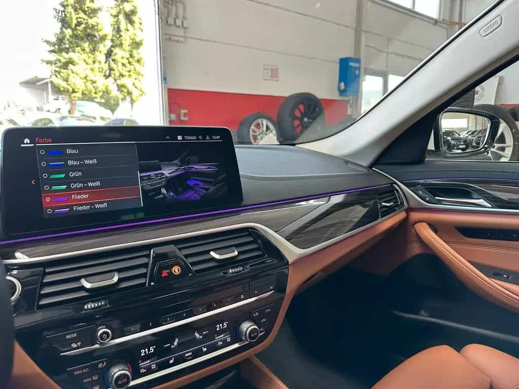 BMW 5 Series xDrive LC.PRO LASER ACC PANO HUD STANDHEI 02/2022-photo-24