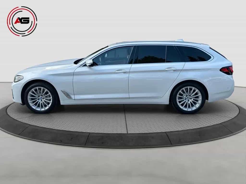 BMW 5 Series xDrive LC.PRO LASER ACC PANO HUD STANDHEI 02/2022-photo-7