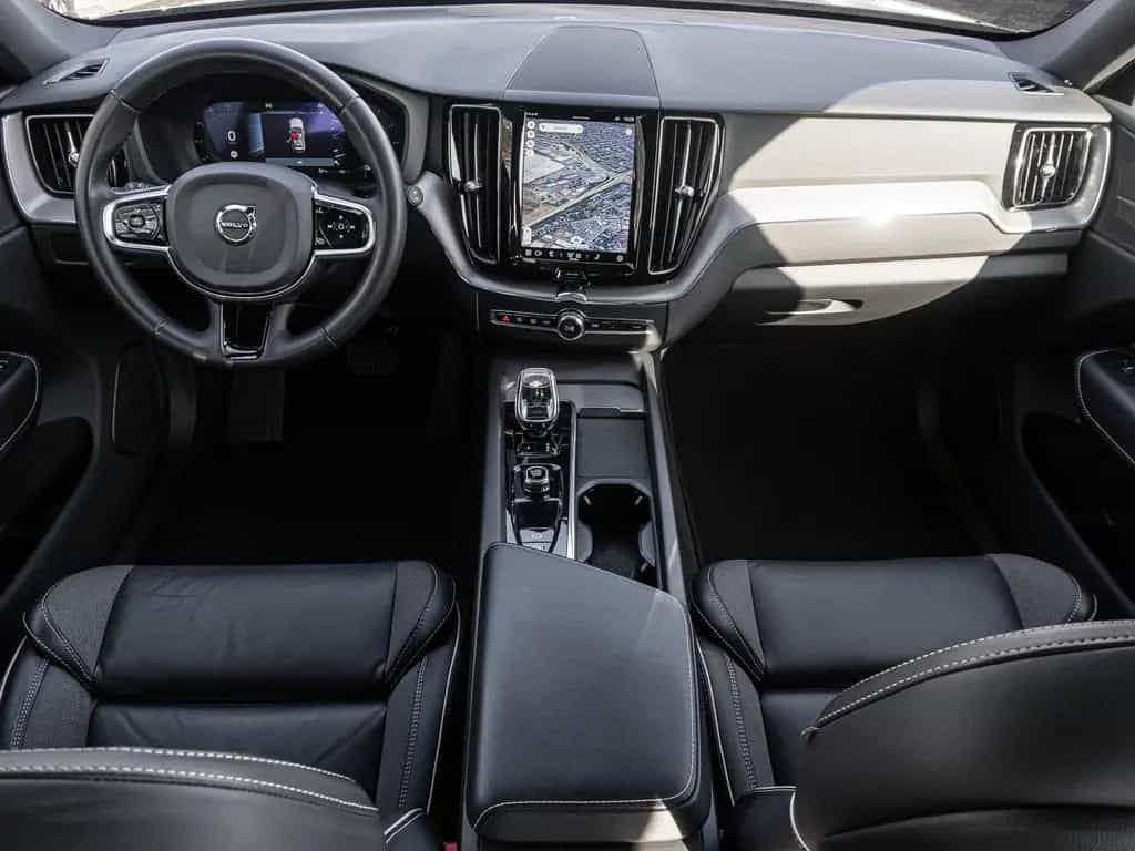 Volvo XC 60 2.0 TDI 2WD Automatik Plus Dark 01/2023-photo-9