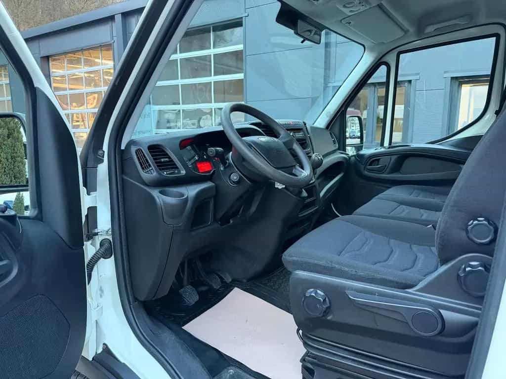 Iveco Daily 3,0 Diesel 35C150 KIPPER +Toolbox AHK 3,5T 06/2018-photo-11